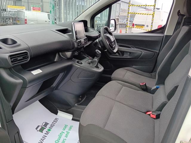 2021 Peugeot Partner L1 1000 1.5BLUE HDI 100PS PROFESSIONAL EURO 6 (NU21HYZ) Image 24