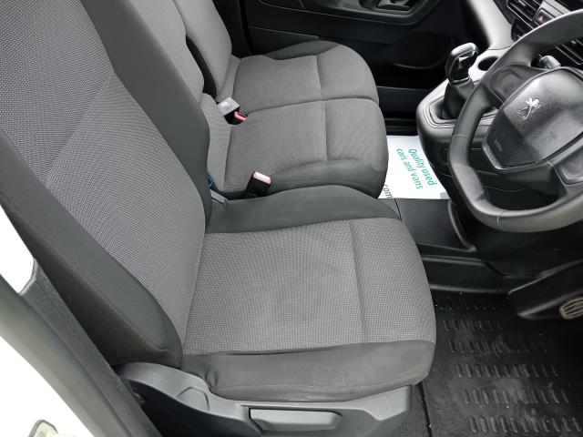 2021 Peugeot Partner L1 1000 1.5BLUE HDI 100PS PROFESSIONAL EURO 6 (NU21HYZ) Image 13