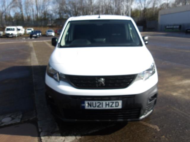 2021 Peugeot Partner 1000 1.5 Bluehdi 100 Professional Van (NU21HZD) Image 2
