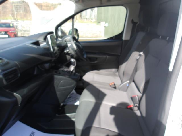 2021 Peugeot Partner 1000 1.5 Bluehdi 100 Professional Van (NU21HZD) Image 12