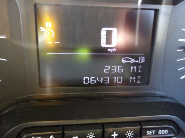 2021 Peugeot Partner 1000 1.5 Bluehdi 100 Professional Van (NU21HZD) Image 21