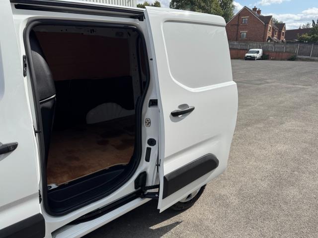 2021 Peugeot Partner 1000 1.5 Bluehdi 100 Professional Van Euro 6 (NU21HZG) Image 40