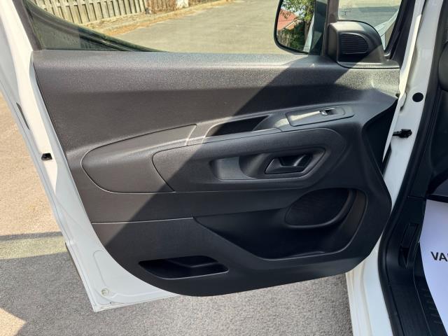 2021 Peugeot Partner 1000 1.5 Bluehdi 100 Professional Van (NU21HZN) Image 33