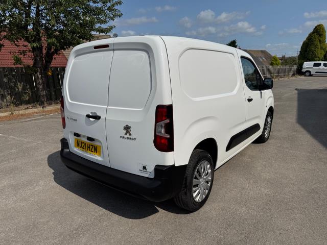 2021 Peugeot Partner 1000 1.5 Bluehdi 100 Professional Van (NU21HZN) Image 9