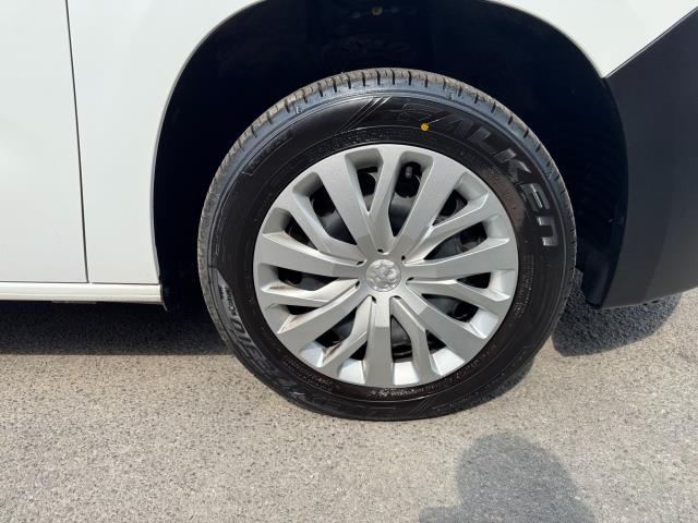 2021 Peugeot Partner 1000 1.5 Bluehdi 100 Professional Van (NU21HZN) Image 52