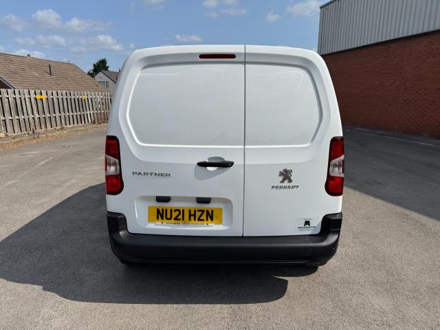 2021 Peugeot Partner 1000 1.5 Bluehdi 100 Professional Van (NU21HZN) Image 8
