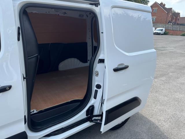 2021 Peugeot Partner 1000 1.5 Bluehdi 100 Professional Van (NU21HZN) Image 40