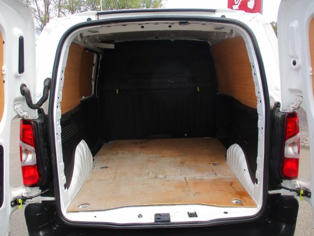 2021 Peugeot Partner 1000 1.5 Bluehdi 100 Professional Van (NU21JBO) Image 28