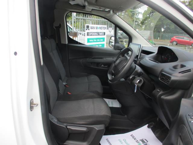 2021 Peugeot Partner 1000 1.5 Bluehdi 100 Professional Van (NU21JBO) Image 12