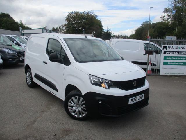 2021 Peugeot Partner 1000 1.5 Bluehdi 100 Professional Van (NU21JBO) Image 2