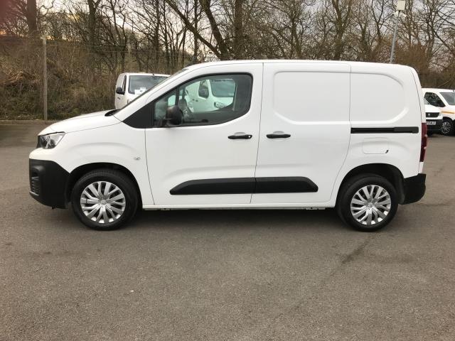 2021 Peugeot Partner 1000 1.5 Bluehdi 100 Professional Van (NU21JDF) Image 4
