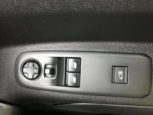 2021 Peugeot Partner 1000 1.5 Bluehdi 100 Professional Van (NU21JDF) Image 31