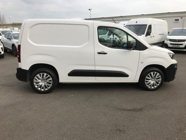 2021 Peugeot Partner 1000 1.5 Bluehdi 100 Professional Van (NU21JDF) Image 12