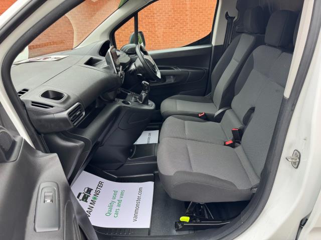 2021 Peugeot Partner 1000 1.5 Bluehdi 100 Professional Van EURO 6 (NU21JFF) Image 30