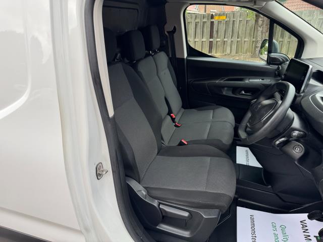 2021 Peugeot Partner 1000 1.5 Bluehdi 100 Professional Van EURO 6 (NU21JFF) Image 16