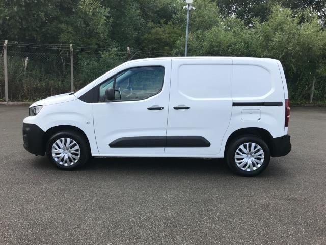 2021 Peugeot Partner L1 1000 1.5BLUE HDI 100PS PROFESSIONAL EURO 6 (NU21JFK) Image 4