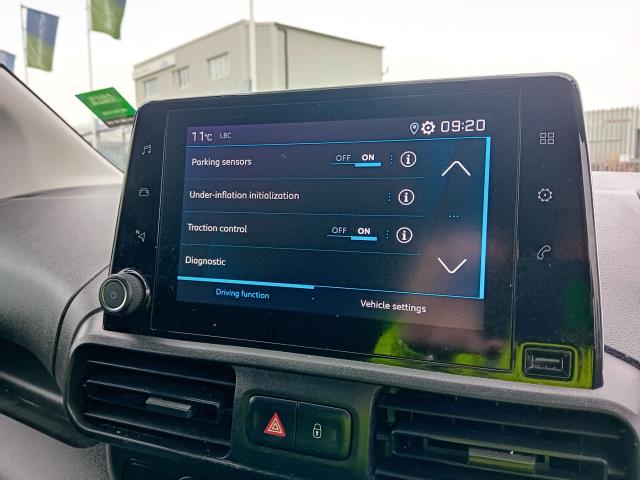 2021 Peugeot Partner L1 1000 1.5BLUE HDI 100PS PROFESSIONAL EURO 6 (NU21JFO) Image 33