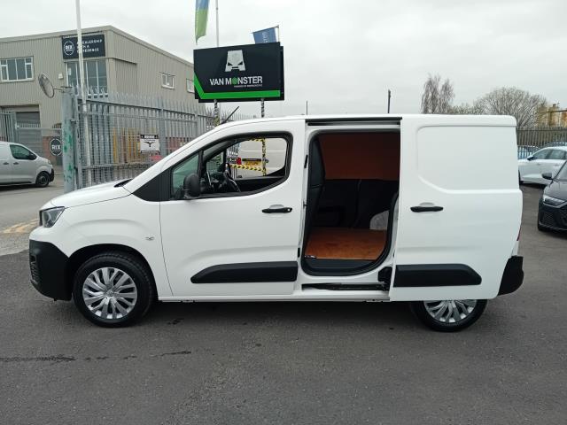 2021 Peugeot Partner L1 1000 1.5BLUE HDI 100PS PROFESSIONAL EURO 6 (NU21JFO) Image 10
