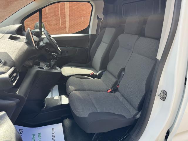 2021 Peugeot Partner 1000 1.5 Bluehdi 100 Professional Van (NU21JGZ) Image 31
