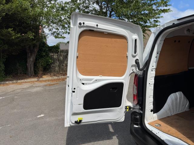 2021 Peugeot Partner 1000 1.5 Bluehdi 100 Professional Van (NU21JGZ) Image 50