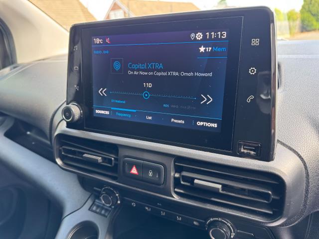 2021 Peugeot Partner 1000 1.5 Bluehdi 100 Professional Van (NU21JGZ) Image 23