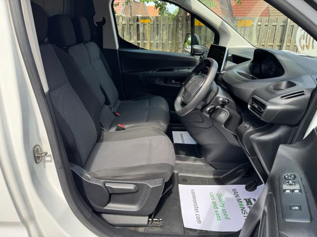 2021 Peugeot Partner 1000 1.5 Bluehdi 100 Professional Van (NU21JGZ) Image 15