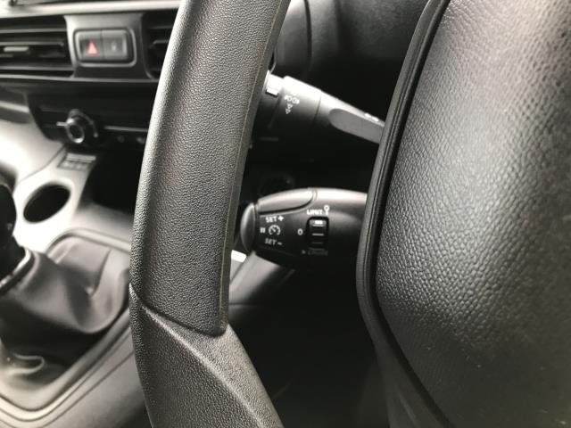 2021 Peugeot Partner 1000 1.5 Bluehdi 100 Professional Van (NU21JHF) Image 27