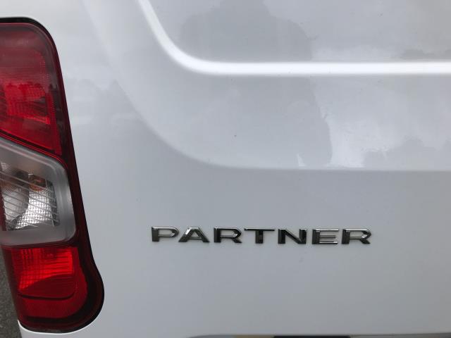 2021 Peugeot Partner 1000 1.5 Bluehdi 100 Professional Van (NU21JHF) Image 18