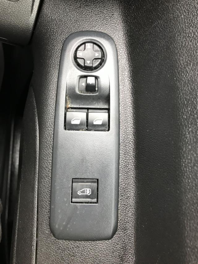 2021 Peugeot Partner 1000 1.5 Bluehdi 100 Professional Van (NU21JHV) Image 22