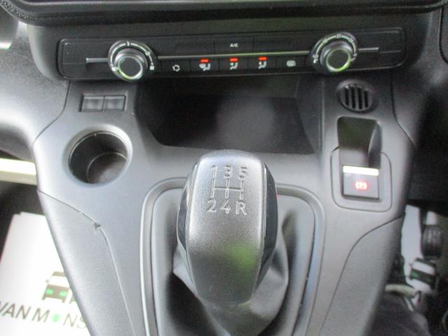 2021 Peugeot Partner 1000 1.5 Bluehdi 100 Professional Van (NU21LVX) Image 22
