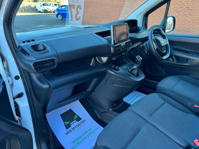 2021 Peugeot Partner 950 L2 1.5 Bluehdi 100 Professional Van  (NU21LXA) Image 28