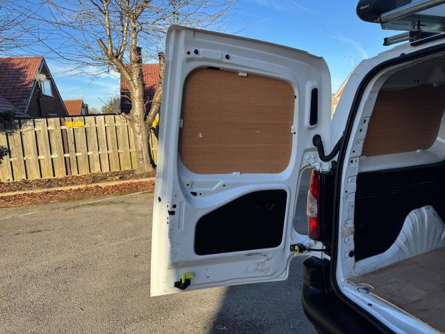 2021 Peugeot Partner 950 L2 1.5 Bluehdi 100 Professional Van  (NU21LXA) Image 51