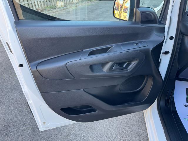 2021 Peugeot Partner 950 L2 1.5 Bluehdi 100 Professional Van  (NU21LXA) Image 32