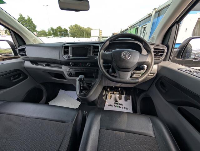 2021 Peugeot Partner 950 1.5 Bluehdi 100 Professional Van L2 LWB (NU21LXF) Image 16