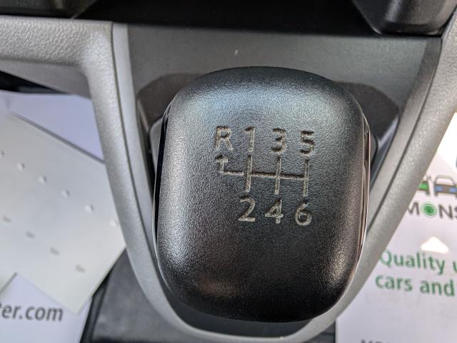 2021 Peugeot Partner 950 1.5 Bluehdi 100 Professional Van L2 LWB (NU21LXF) Image 26