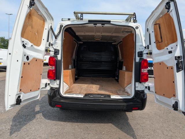 2021 Peugeot Partner 950 1.5 Bluehdi 100 Professional Van L2 LWB (NU21LXF) Image 11