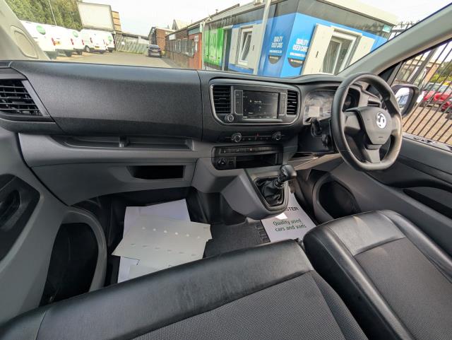2021 Peugeot Partner 950 1.5 Bluehdi 100 Professional Van L2 LWB (NU21LXF) Image 20
