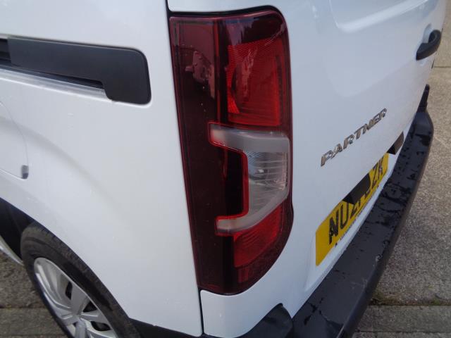 2021 Peugeot Partner 1000 1.5 Bluehdi 100 Professional Van (NU21LZK) Image 15