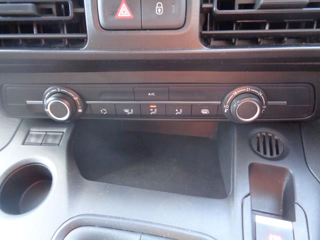 2021 Peugeot Partner 1000 1.5 Bluehdi 100 Professional Van (NU21LZK) Image 25