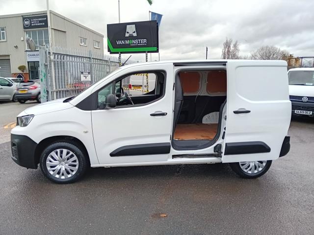2021 Peugeot Partner L1 1000 1.5BLUE HDI 100PS PROFESSIONAL EURO 6 (NU21MDO) Image 10