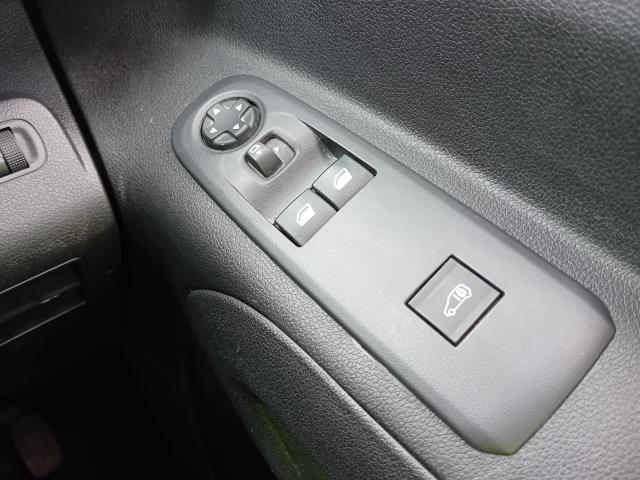 2021 Peugeot Partner L1 1000 1.5BLUE HDI 100PS PROFESSIONAL EURO 6 (NU21MDO) Image 38