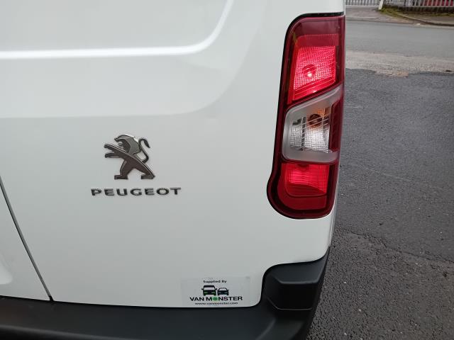 2021 Peugeot Partner L1 1000 1.5BLUE HDI 100PS PROFESSIONAL EURO 6 (NU21MDO) Image 44