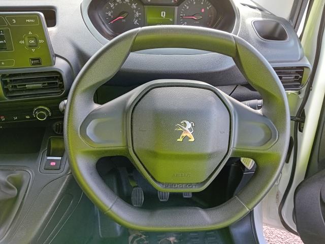 2021 Peugeot Partner L1 1000 1.5BLUE HDI GRIP 100PS EURO 6 (NU21MFF) Image 17