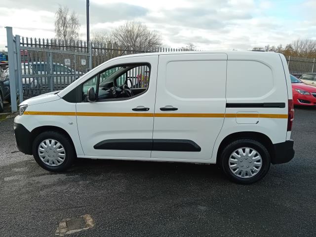 2021 Peugeot Partner L1 1000 1.5BLUE HDI GRIP 100PS EURO 6 (NU21MFF) Image 9