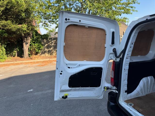 2021 Peugeot Partner 1000 1.5 Bluehdi 100 Grip Van (NU21MFJ) Image 50