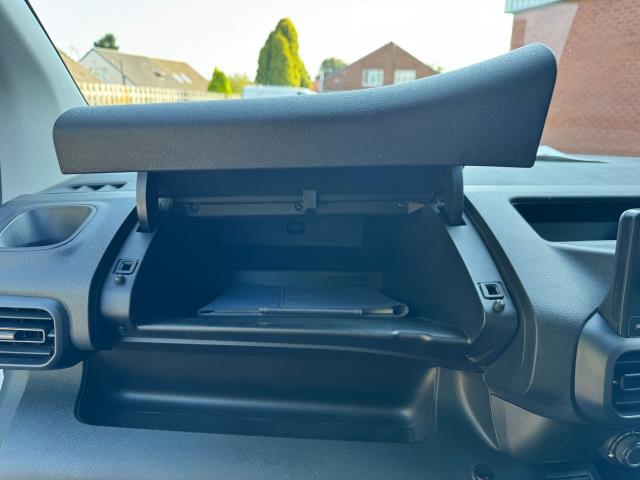 2021 Peugeot Partner 1000 1.5 Bluehdi 100 Grip Van (NU21MFJ) Image 36