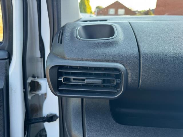 2021 Peugeot Partner 1000 1.5 Bluehdi 100 Grip Van (NU21MFJ) Image 37