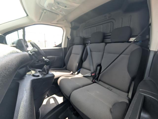 2021 Peugeot Partner 1000 1.5 Bluehdi 100 Grip Van (NU21MGO) Image 15
