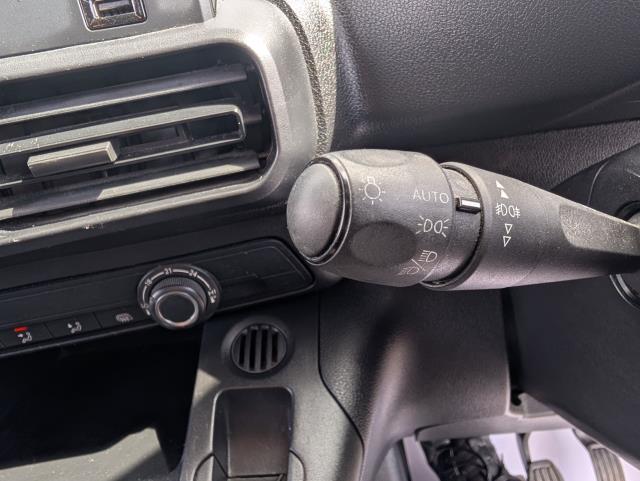 2021 Peugeot Partner 1000 1.5 Bluehdi 100 Grip Van (NU21MGO) Image 18