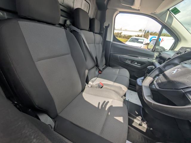 2021 Peugeot Partner 1000 1.5 Bluehdi 100 Grip Van (NU21MGO) Image 14
